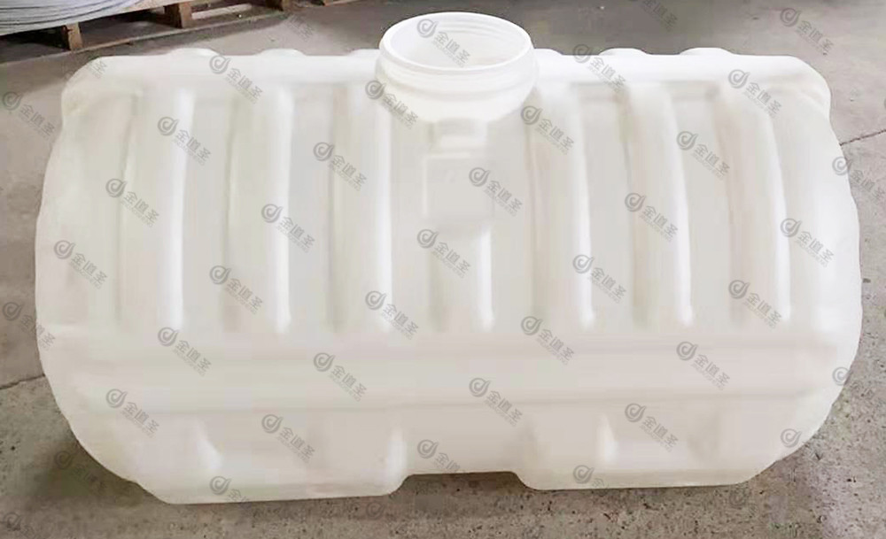 卧式塑料储水罐